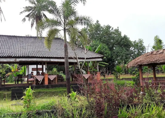 Astana Ganesh Sidemen (Bali)